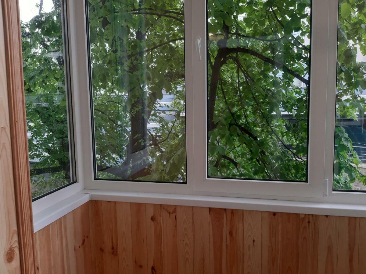 1 Stop From Railway Station Apartament Kijów Zewnętrze zdjęcie